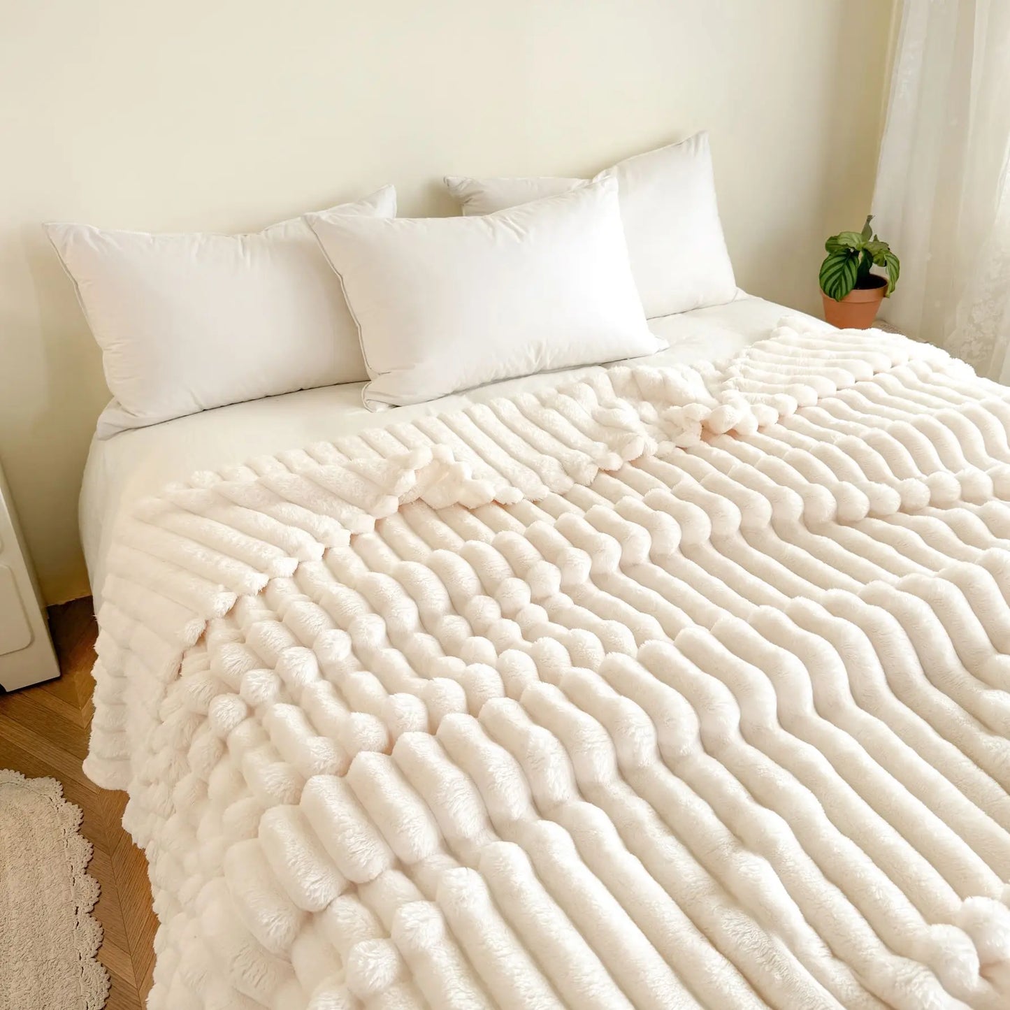 CloudSoft Super Soft Thick-Striped Blanket